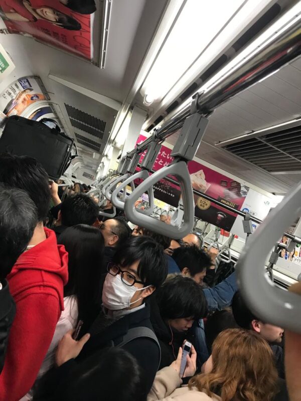 métro tokyo, rush hour subway tokyo, tokyo, tokyo skyline, shibuya, ropppongi hills, tokyo city view, tokyo, vivre a tokyo, expatriation japon, français a tokyo