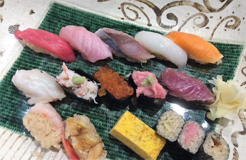 sushi à tokyo, abe sushi hiroo, manger des sushi a tokyo, sushi japon, sushi, maki, restaurant de sushi tokyo, vivre a tokyo, français a tokyo