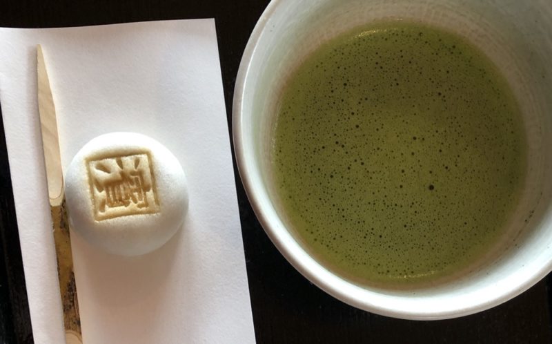thé et manju, vivre a tokyo, cuisine japonaise, visiter tokyo