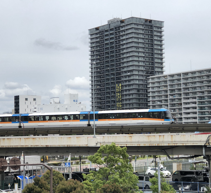 Le monorail à Tokyo