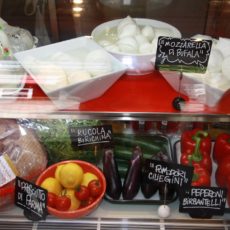 mmmozza-mozzarella-shop-harajuku-tokyo copyright Helene Marbach