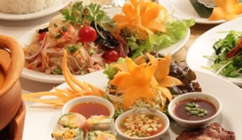 Les plats des restaurants Thai Garden et Bangkok Spice à Tokyo, Vie à Tokyo