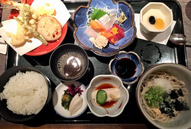 cuisine japonaise, plats typiques japonais, tempura, soba, tofu, sashimi, vivre a tokyo, restaurant à tokyo, français à tokyo