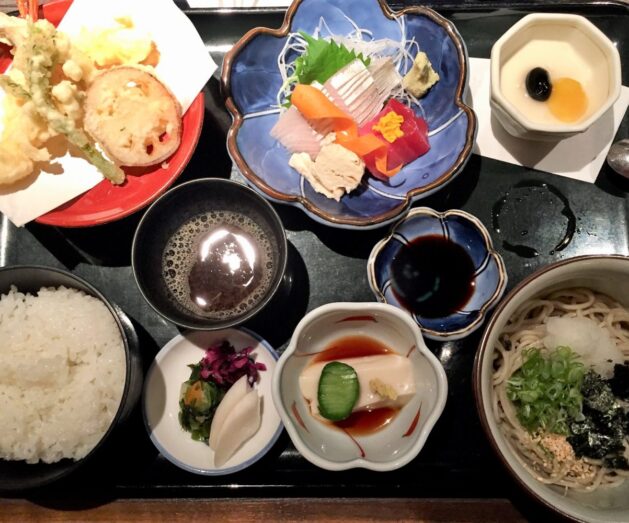 cuisine japonaise, plats typiques japonais, tempura, soba, tofu, sashimi, vivre a tokyo, restaurant à tokyo, français à tokyo